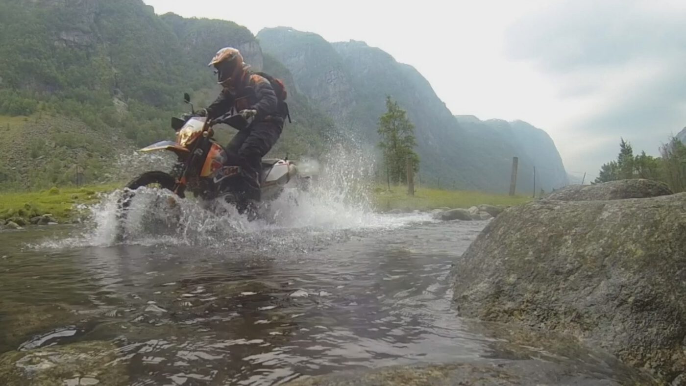 River Crossing on the KTM 690 Enduro R during an Offroad Adventure Riding Tour in Norway